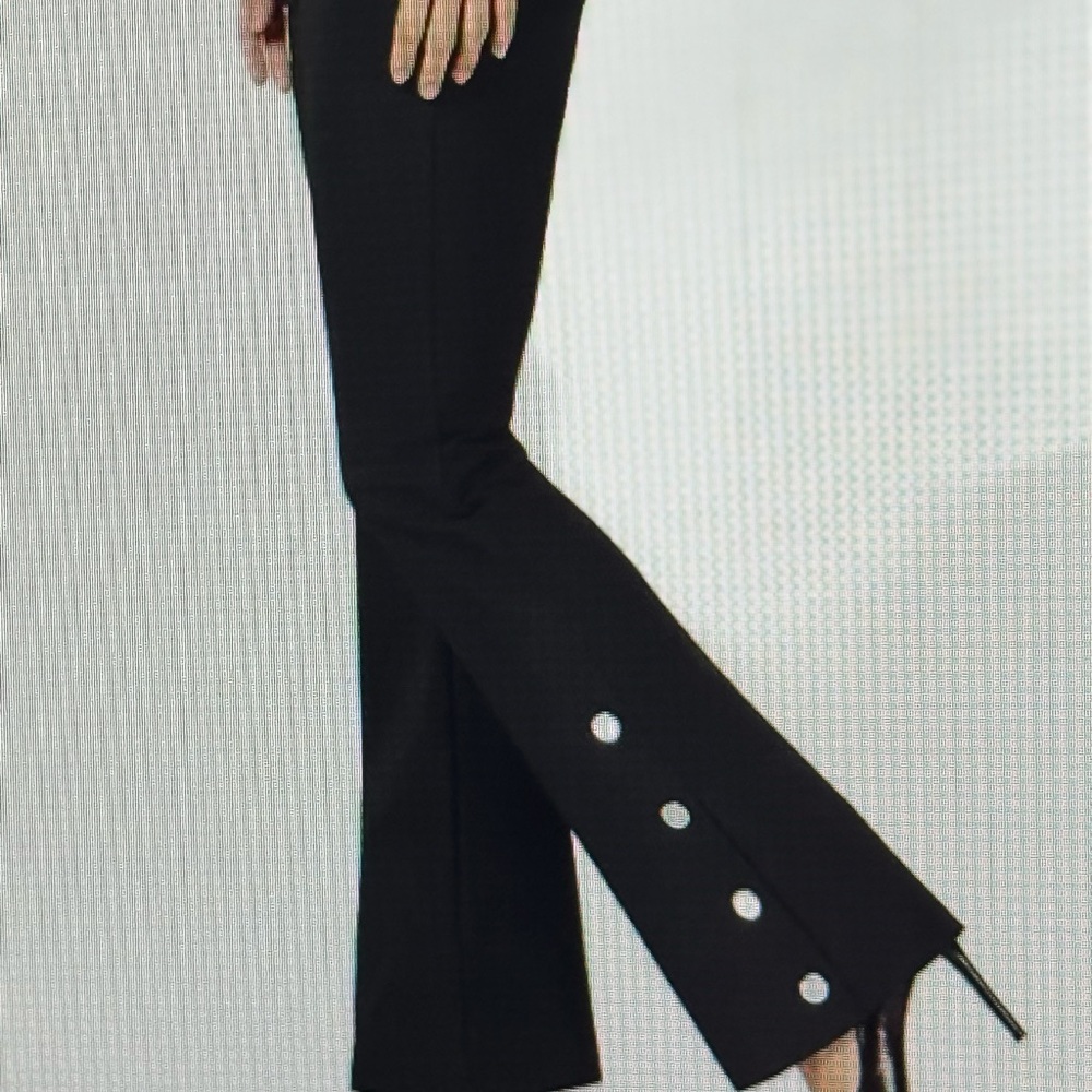 Sz 6 INC Black Boot-Cut Button-Hem Pants